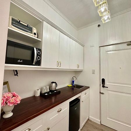 Studio Two Condominium, Alabang - Gold Fiber Wi-Fi -Netflix Ready 文珍俞巴市 外观 照片