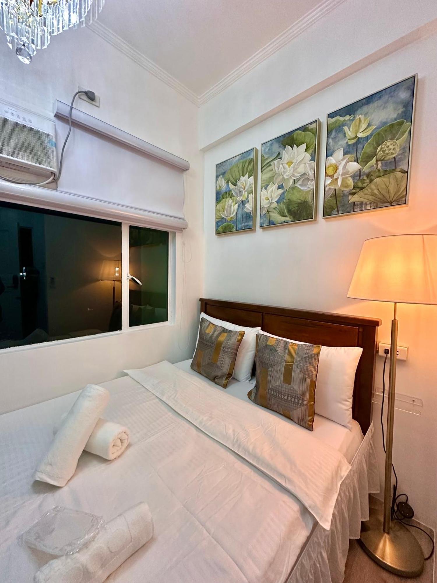 Studio Two Condominium, Alabang - Gold Fiber Wi-Fi -Netflix Ready 文珍俞巴市 外观 照片